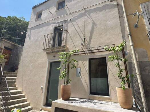 Mehrfamilienhaus zum Kauf 79.000 € 1 Zimmer 60 m² 60 m² Grundstück frei ab sofort Modica 97015