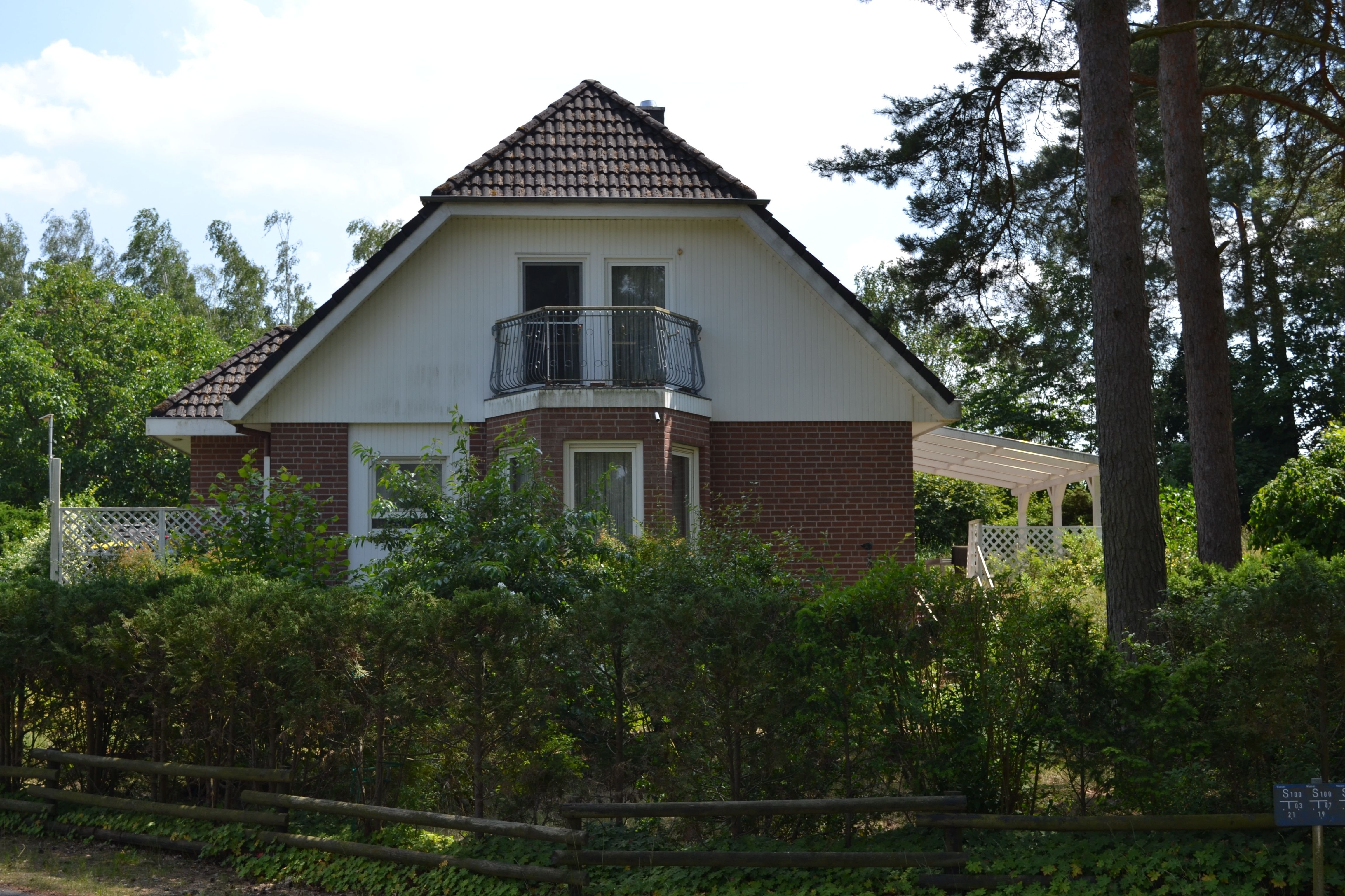 Haus zum Kauf 229.000 € 4 Zimmer 138,5 m²<br/>Wohnfläche 1.367 m²<br/>Grundstück Quickborn Gusborn 29476