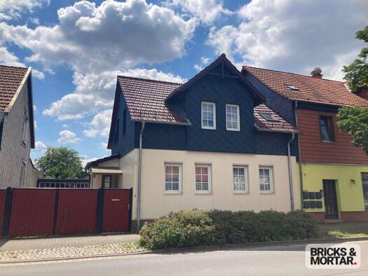 Doppelhaushälfte zum Kauf 97.000 € 6 Zimmer 85 m² 963 m² Grundstück Niedersachswerfen Harztor-Niedersachswerfen 99768
