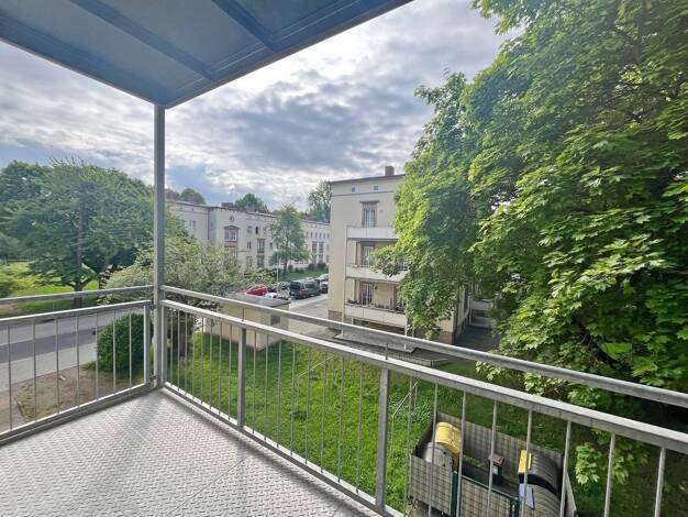 Wohnung zur Miete 285 € 2 Zimmer 52 m² 1. Geschoss frei ab 01.01.2027 Zentrum Chemnitz 09111