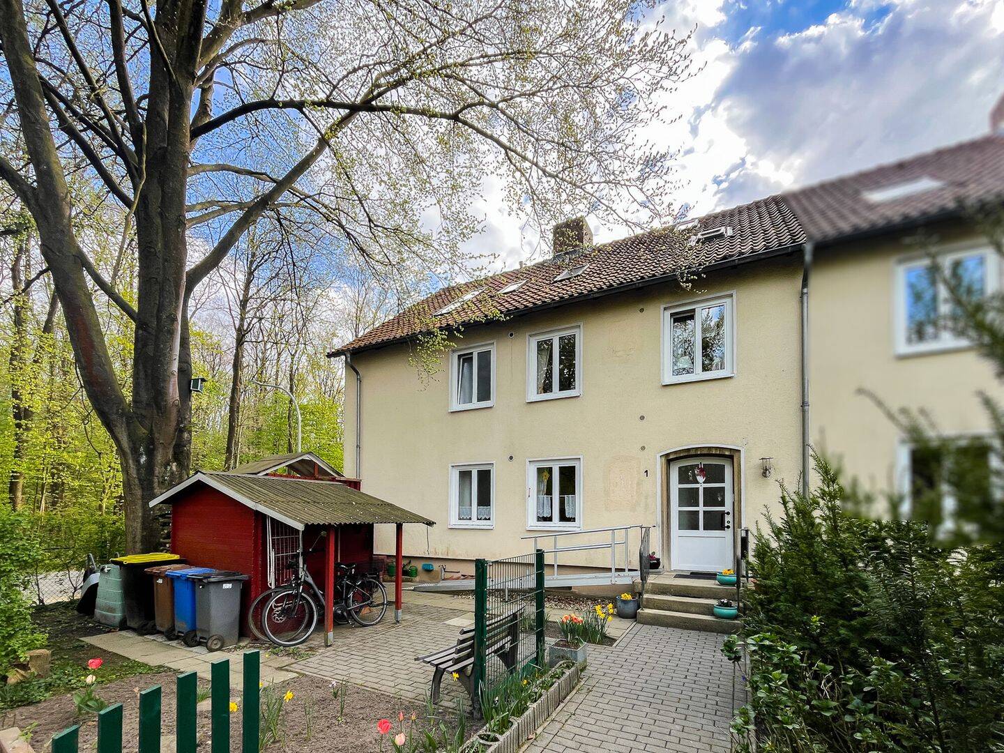 Mehrfamilienhaus zum Kauf - Ansicht 2