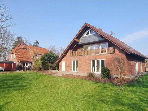 Mehrfamilienhaus zum Kauf provisionsfrei 549.000 € 6 Zimmer 250 m² 911 m² Grundstück Leezen 23816