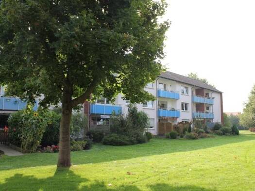 Wohnung zur Miete 700 € 4 Zimmer 83,4 m² 2. Geschoss frei ab 01.12.2025 Hermann-Tast-Straße 48 Husum 25813