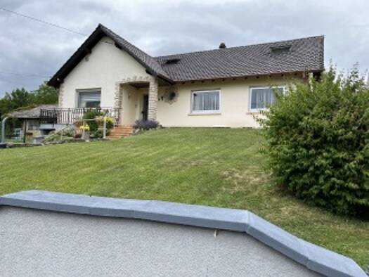 Haus zum Kauf 275.000 € 9 Zimmer 169 m² 1.166 m² Grundstück Metzing