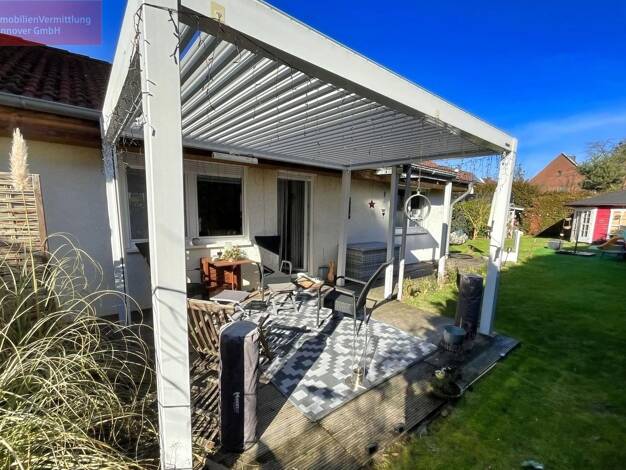 Bungalow zum Kauf 299.000 € 3 Zimmer 90 m² 580 m² Grundstück Burgdorf Burgdorf 31303
