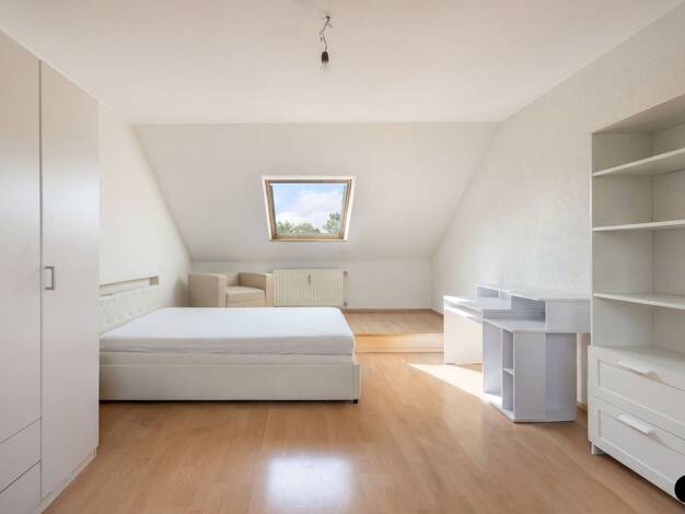 Maisonette zum Kauf 229.000 € 3,5 Zimmer 83,9 m² 3. Geschoss Rath Düsseldorf 40472