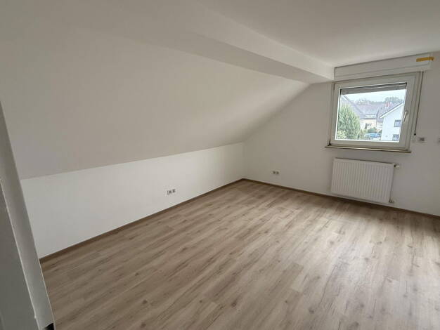 Wohnung zur Miete 900 € 2,5 Zimmer 53 m² 2. Geschoss Konrad Adenauer Str. 3 Lämmerspiel Mühlheim am Main 63165