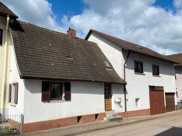 Mehrfamilienhaus zum Kauf 275.000 € 5 Zimmer 147,9 m² 574 m² Grundstück Ötigheim 76470