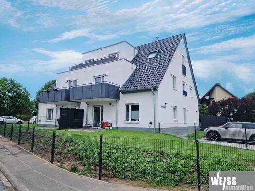 Wohnung zum Kauf - Erstbezug 334.000 € 3 Zimmer 76,1 m² 1. Geschoss frei ab 01.12.2027 Langäcker 3a Geiselwind 96160