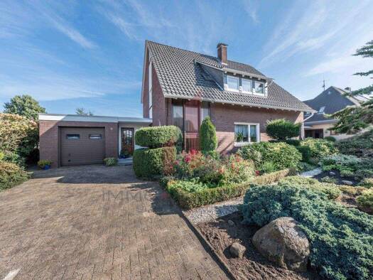 Einfamilienhaus zum Kauf 270.000 € 6 Zimmer 177 m² 751 m² Grundstück Neustadt Quakenbrück 49610