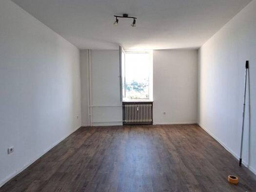 Wohnung zur Miete 440 € 2 Zimmer 52 m² 2. Geschoss Luisenthaler Straße 114 Burbach West 66115