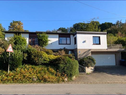 Einfamilienhaus zum Kauf 359.000 € 4 Zimmer 123 m² 830 m² Grundstück Niedersprockhövel Sprockhövel 45549