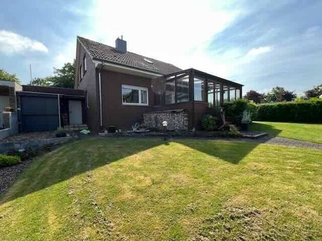 Einfamilienhaus zum Kauf 299.000 € 5 Zimmer 124 m² 652 m² Grundstück Neubeckum Beckum 59269