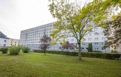 Wohnung zur Miete 410 € 3 Zimmer 57,3 m² 8. Geschoss frei ab 01.08.2025 Ferd.-v.-Schill-Straße 18 Innenstadt Dessau-Roßlau 06844