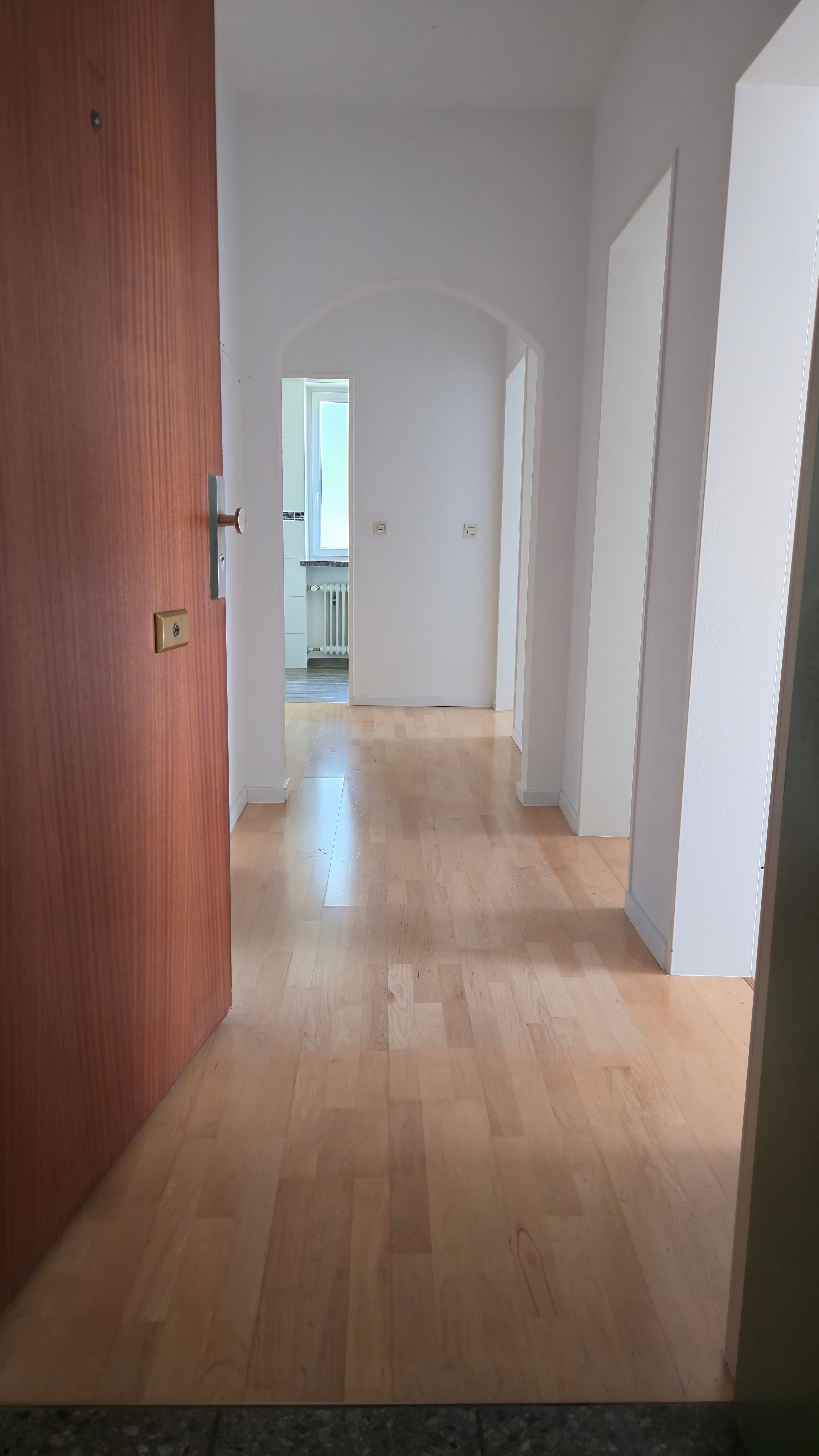 Wohnung zum Kauf 329.900 € 3 Zimmer 74 m²<br/>Wohnfläche 2.<br/>Geschoss ab sofort<br/>Verfügbarkeit Königsbrunn 86343