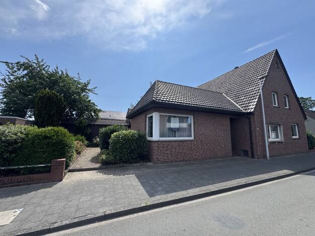Einfamilienhaus zum Kauf 265.000 € 8 Zimmer 183 m² 605 m² Grundstück Emsdetten 48282
