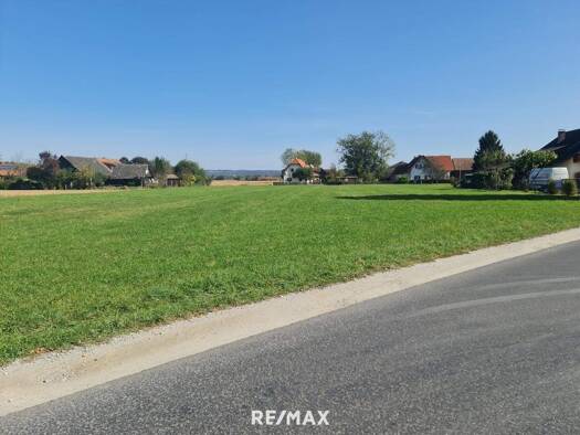 Grundstück zum Kauf 655.333 € 5.507 m² Grundstück Obere Dorfstraße Gralla 8431