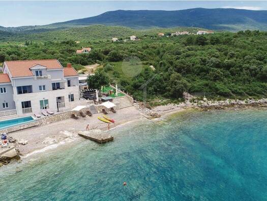 Villa zum Kauf 1.850.000 € 11 Zimmer 318 m² 662 m² Grundstück Osijek