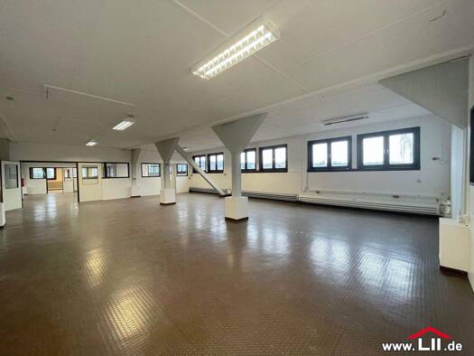 Büro zur Miete 7,50 € 4,5 Zimmer 340 m² Bürofläche Kronberg 61476