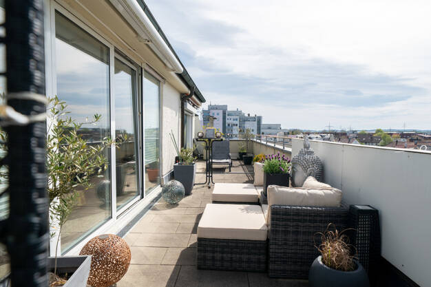 Penthouse zum Kauf 549.000 € 3,5 Zimmer 161,4 m² EG Offenhausen Neu-Ulm 89231
