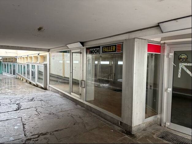 Laden zur Miete provisionsfrei 2.000 € 400 m² Verkaufsfläche Altstadt Schweinfurt 97421