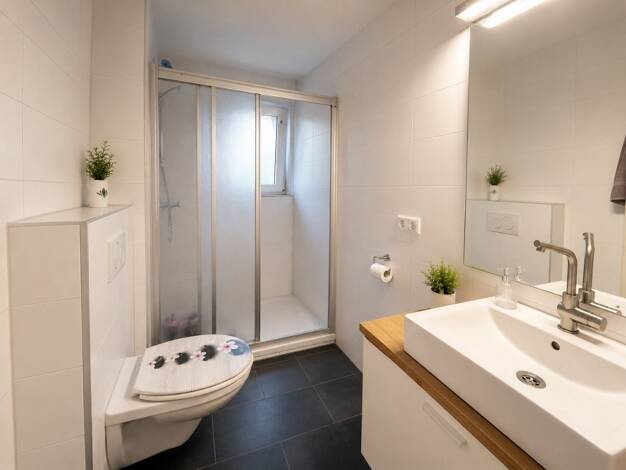 Wohnung zum Kauf 249.000 € 3 Zimmer 94 m² 3 Geschosse Fellbach Fellbach 70734