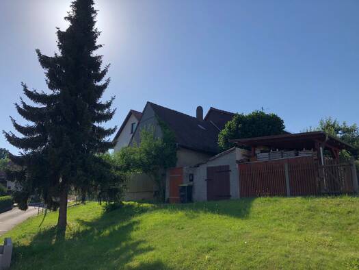 Einfamilienhaus zum Kauf 120.000 € 4 Zimmer 116,2 m² 799 m² Grundstück frei ab sofort Dorfstraße 35 Großschwabhausen 99441