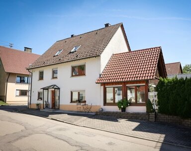 Haus zum Kauf 349.000 € 6 Zimmer 227 m² 349 m² Grundstück Magolsheim Münsingen / Magolsheim 72525