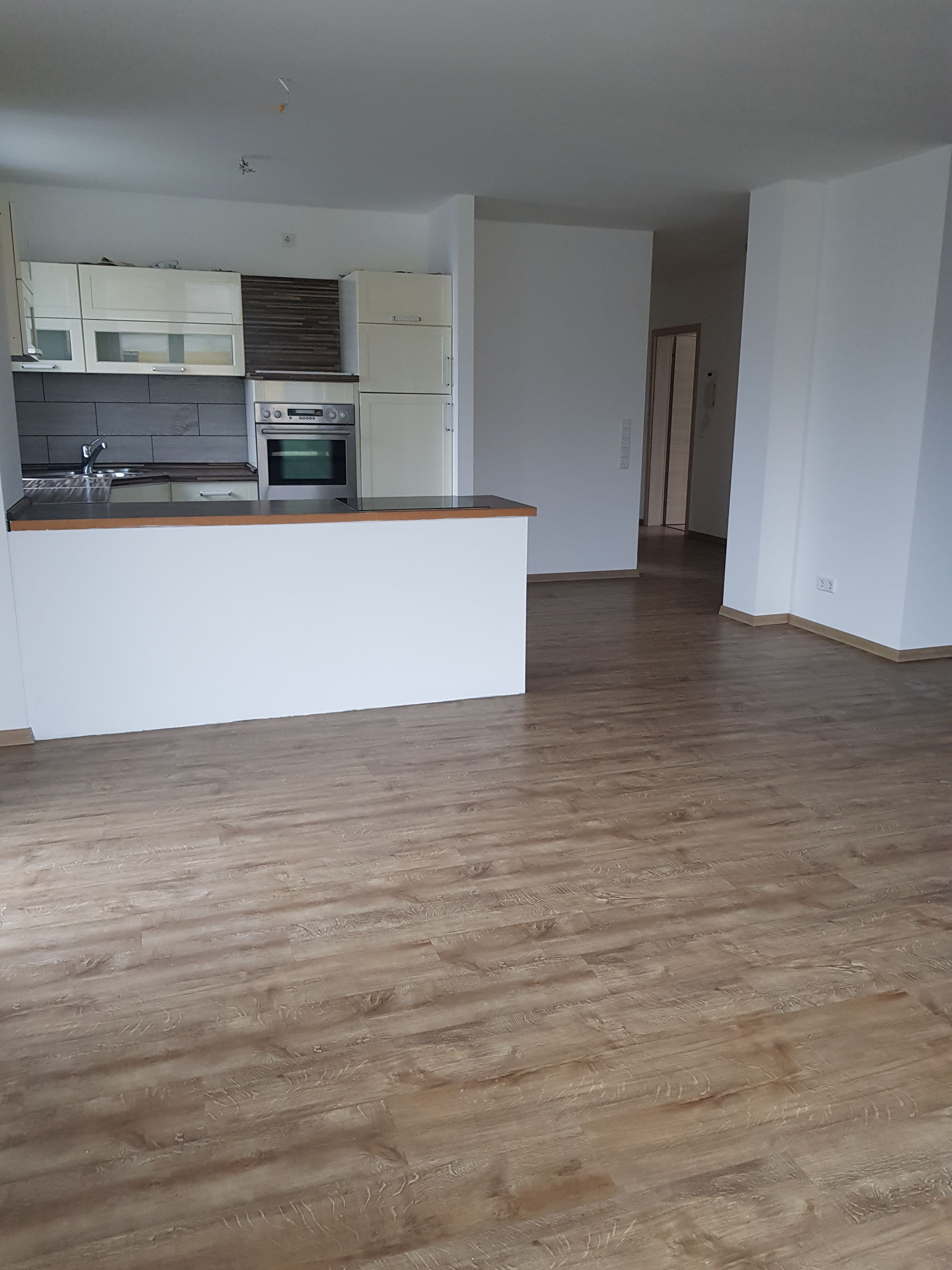 Studio zur Miete 1.150 € 3 Zimmer 94 m²<br/>Wohnfläche 1.<br/>Geschoss Zell a. Main 97299