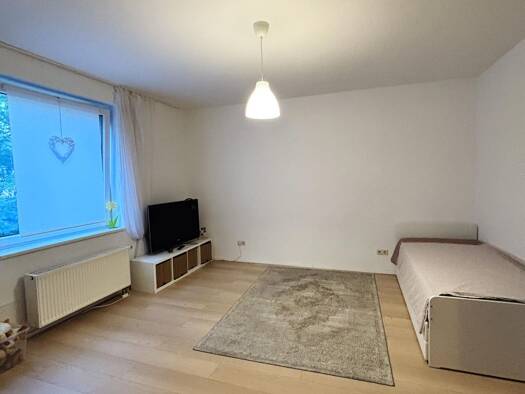 Wohnung zur Miete 1.018 € 2 Zimmer 63,6 m² EG frei ab 01.10.2025 Düsseldorf 40549