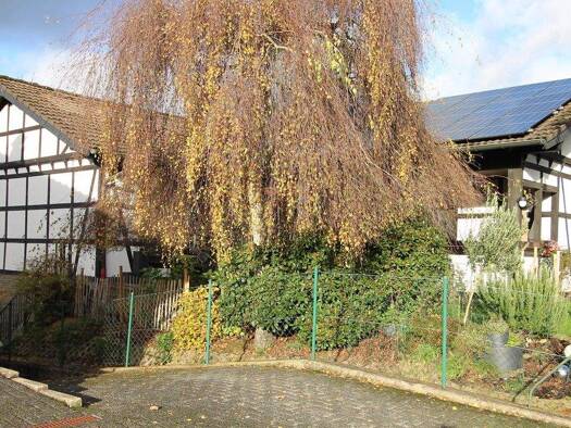 Einfamilienhaus zum Kauf 650.000 € 5 Zimmer 204 m² 875 m² Grundstück Lindlar 51789