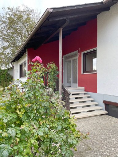 Haus zum Kauf 539.000 € 8 Zimmer 246 m² 1.150 m² Grundstück frei ab sofort Jura Str. 4 Viehhausen Sinzing 93161