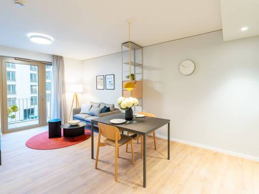 Studio zur Miete 1.250 € 1 Zimmer 43 m² frei ab sofort Lenore-Volz-Straße 11 Bad Cannstatt Stuttgart 70372