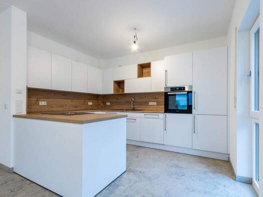 Wohnung zur Miete 1.325 € 5 Zimmer 133 m² EG frei ab 15.04.2026 Egweil 85116