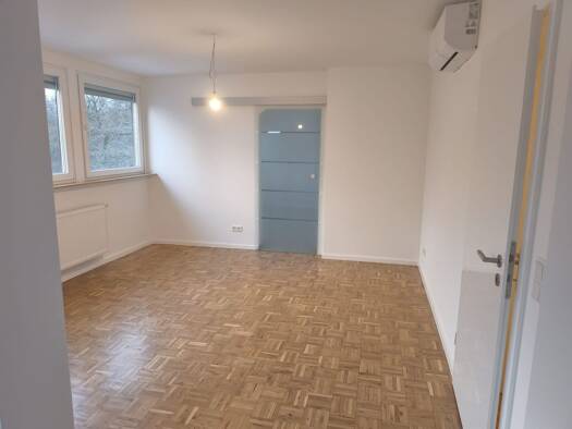 Wohnung zur Miete 1.200 € 3,5 Zimmer 87 m² Geschoss 2/3 frei ab sofort Lämmerspiel Mühlheim am Main 63165