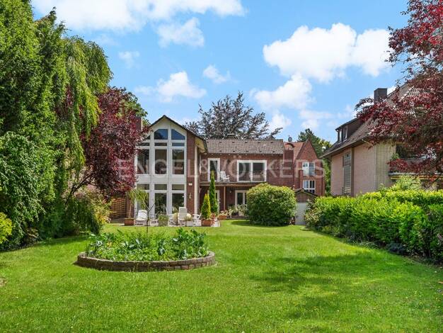 Einfamilienhaus zum Kauf 1.395.000 € 5,5 Zimmer 245 m² 1.180 m² Grundstück frei ab 01.04.2026 Wellingsbüttel Hamburg 22391