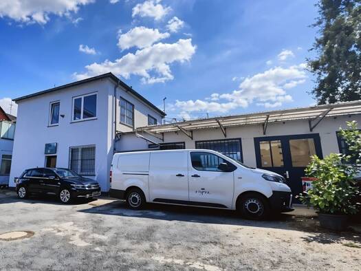 Lagerhalle zur Miete 2.850 € 225 m² Lagerfläche Frankfurt am Main 60435