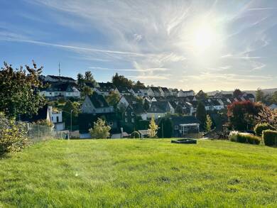 Einfamilienhaus zum Kauf 239.000 € 5 Zimmer 129,7 m² 1.300 m² Grundstück Siegen 57076