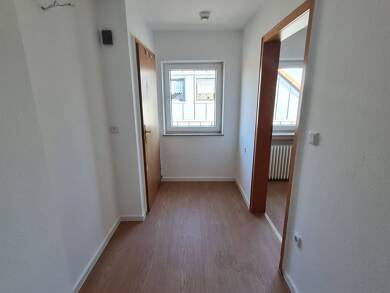 Wohnung zur Miete 470 € 2 Zimmer 65 m² Dachgeschoss frei ab sofort Füllengartenweg 6 Burbach Saarbrücken 66115