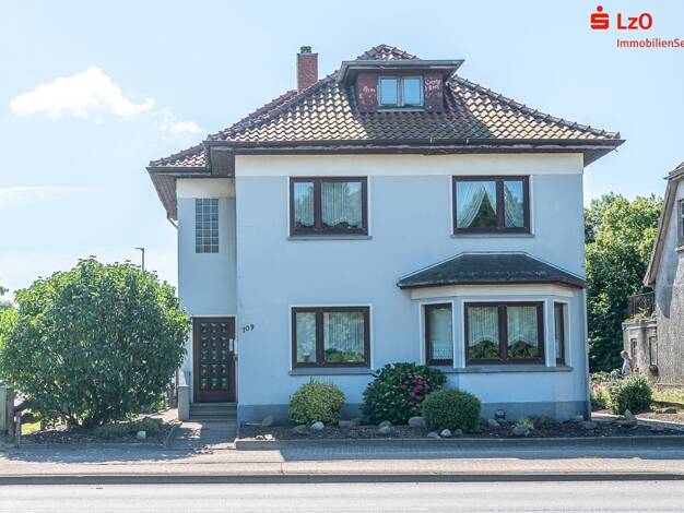 Mehrfamilienhaus zum Kauf 183.000 € 8 Zimmer 153,7 m² 849 m² Grundstück Einswarden Nordenham 26954