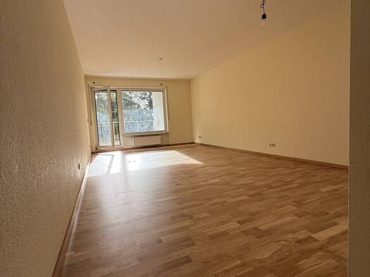Wohnung zur Miete 670 € 3 Zimmer 98 m² Geschoss 2/3 frei ab sofort Am Kieselhumes 94 St Johann Saarbrücken 66123