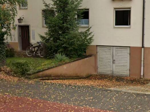 Garage zur Miete provisionsfrei 100 € Gebbertstraße 94 Erlangen-Süd Erlangen 91058