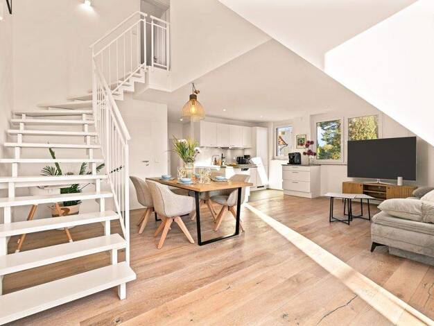 Maisonette zur Miete 1.750 € 2 Zimmer 71 m² Fischbach Friedrichshafen 88048