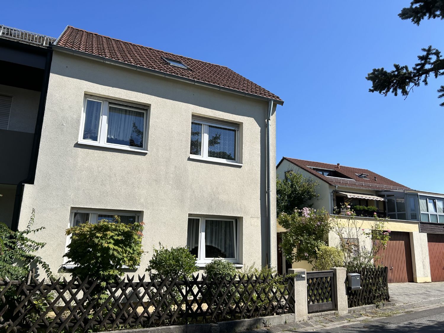 Reihenendhaus zum Kauf 479.000 € 4 Zimmer 94 m²<br/>Wohnfläche 437 m²<br/>Grundstück Trierer Straße Nürnberg 90469