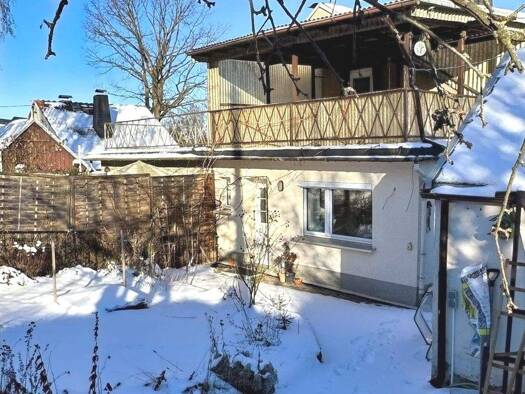 Doppelhaushälfte zum Kauf 152.000 € 3 Zimmer 85 m² 690 m² Grundstück frei ab sofort Oederan 09569