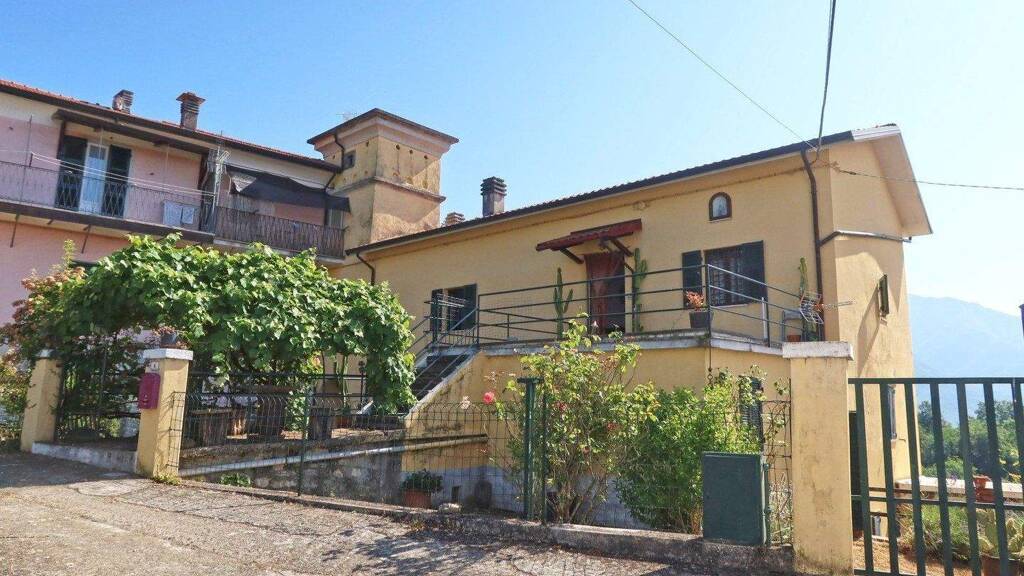 Reihenmittelhaus zum Kauf 160.000 € 6 Zimmer 150 m² Bagnone 54021