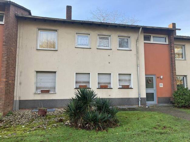 Mehrfamilienhaus zum Kauf provisionsfrei 257.000 € 7 Zimmer 132 m² 398 m² Grundstück Oderstraße 27 Eick Moers 47445