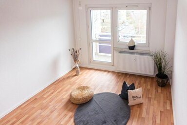 Wohnung zur Miete 251 € 2 Zimmer 40,2 m² EG frei ab 01.12.2024 Faleska-Meinig-Str. 98 Markersdorf 621 Chemnitz 09122