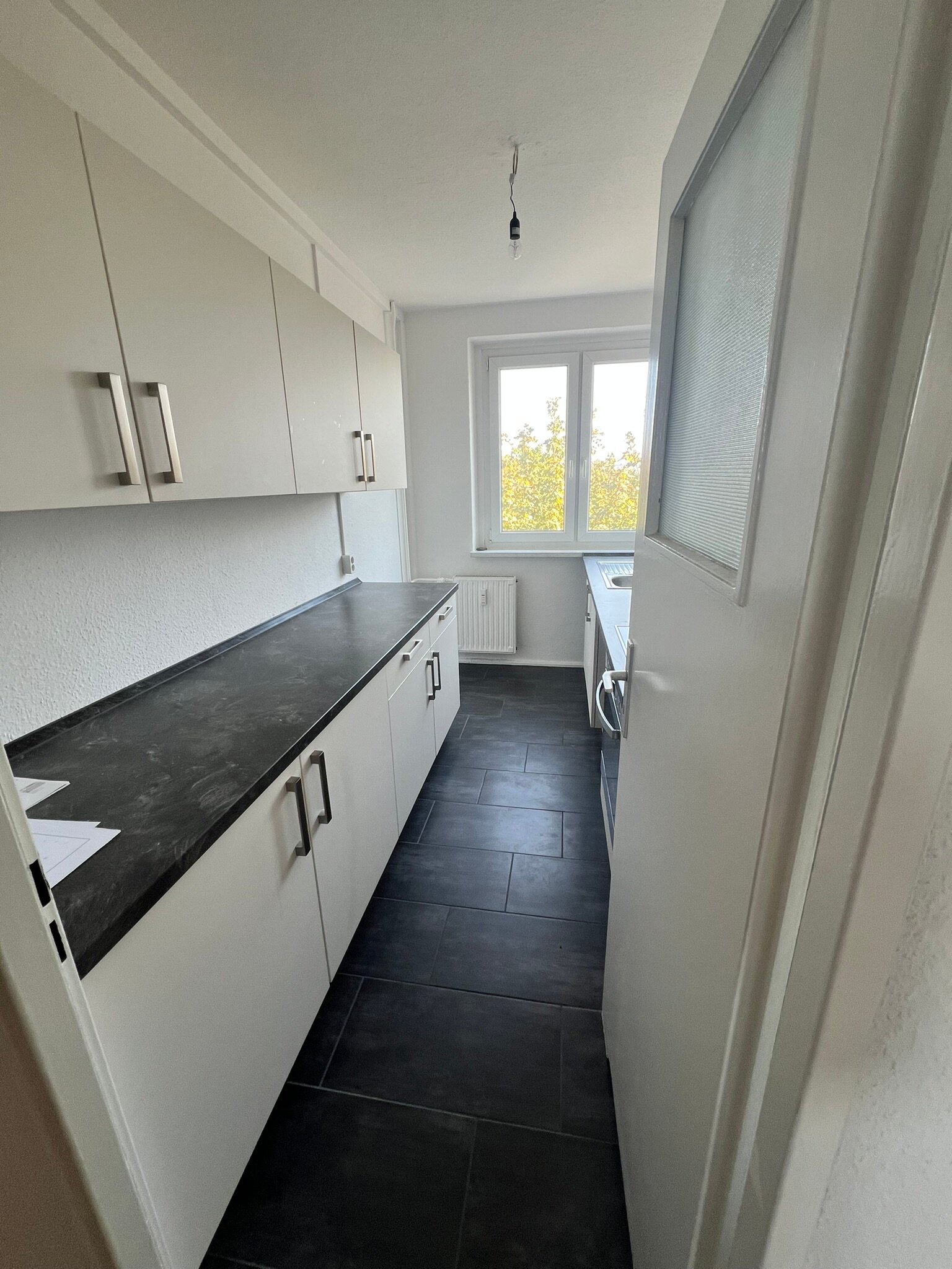 Apartment zur Miete 381 € 3 Zimmer 58,6 m²<br/>Wohnfläche 4.<br/>Geschoss Martin-Agricola-Straße 5 Olvenstedter Platz Magdeburg 39108