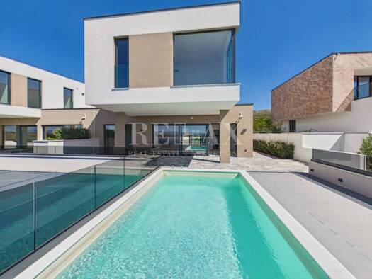 Mehrfamilienhaus zum Kauf 1.150.000 € 5 Zimmer 185 m² Jadranovo, Crikvenica Crikvenica 51260